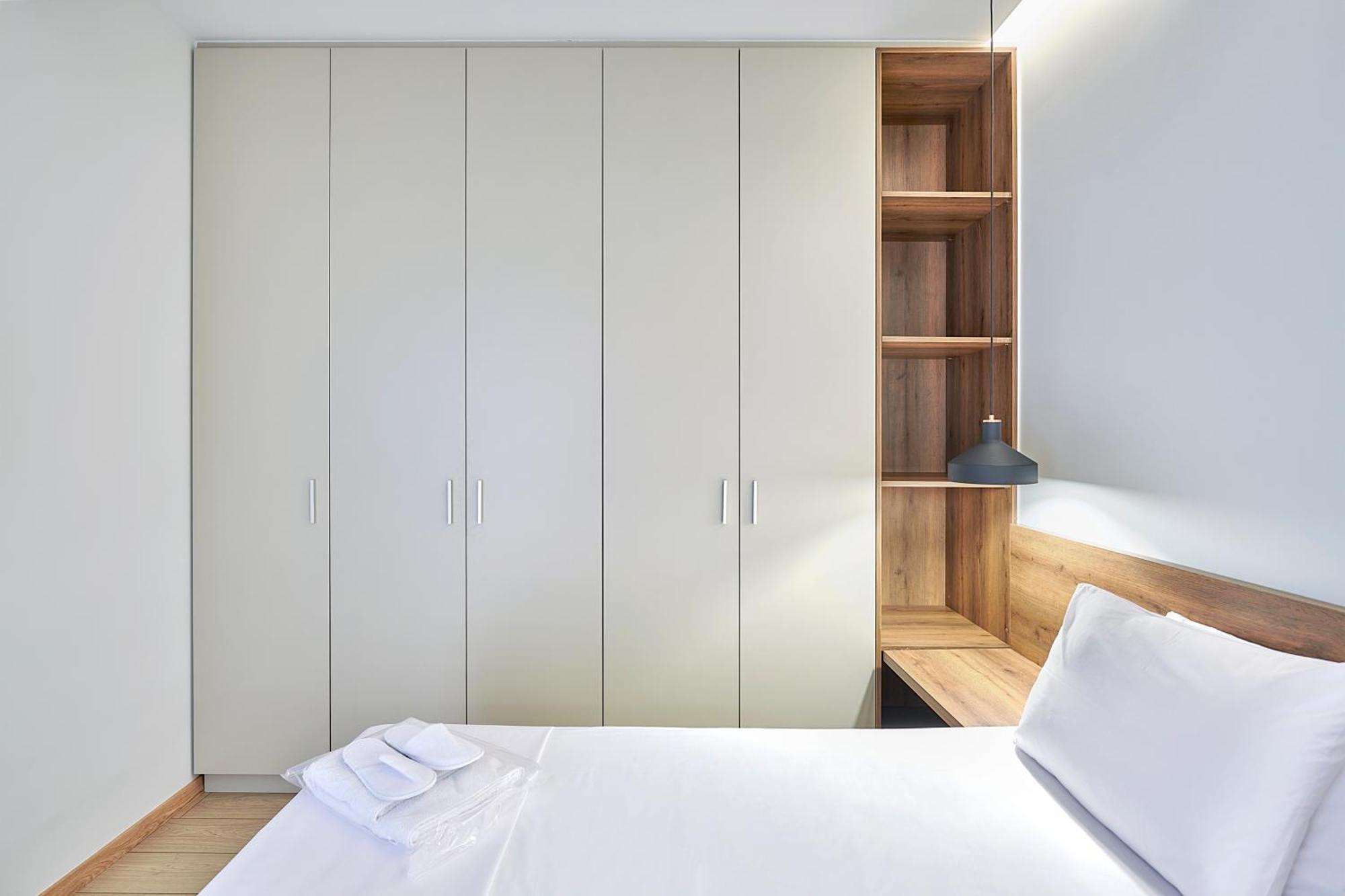City-Center Apartment In Vibrant Monastiraki, Athens Exterior photo