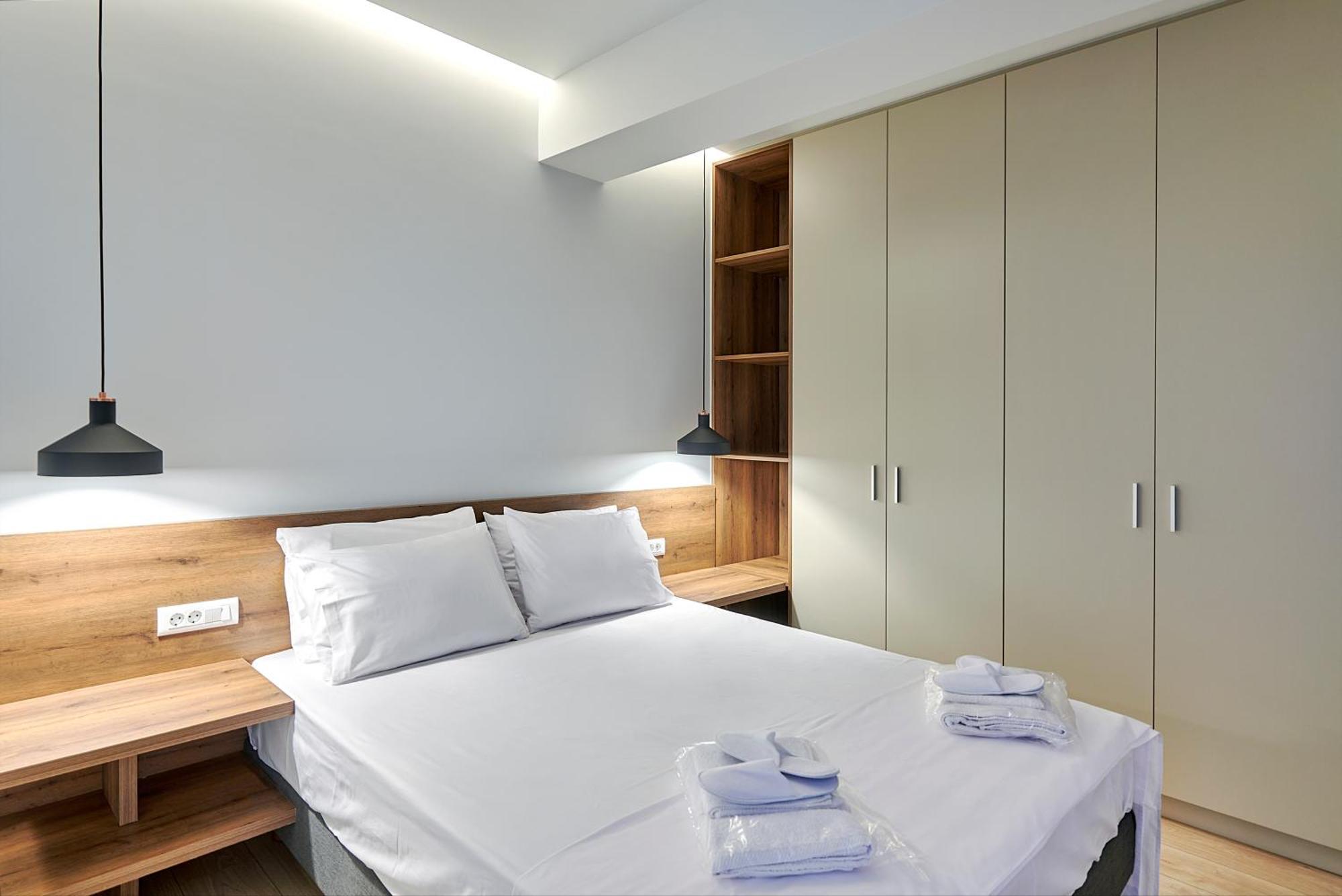 City-Center Apartment In Vibrant Monastiraki, Athens Exterior photo