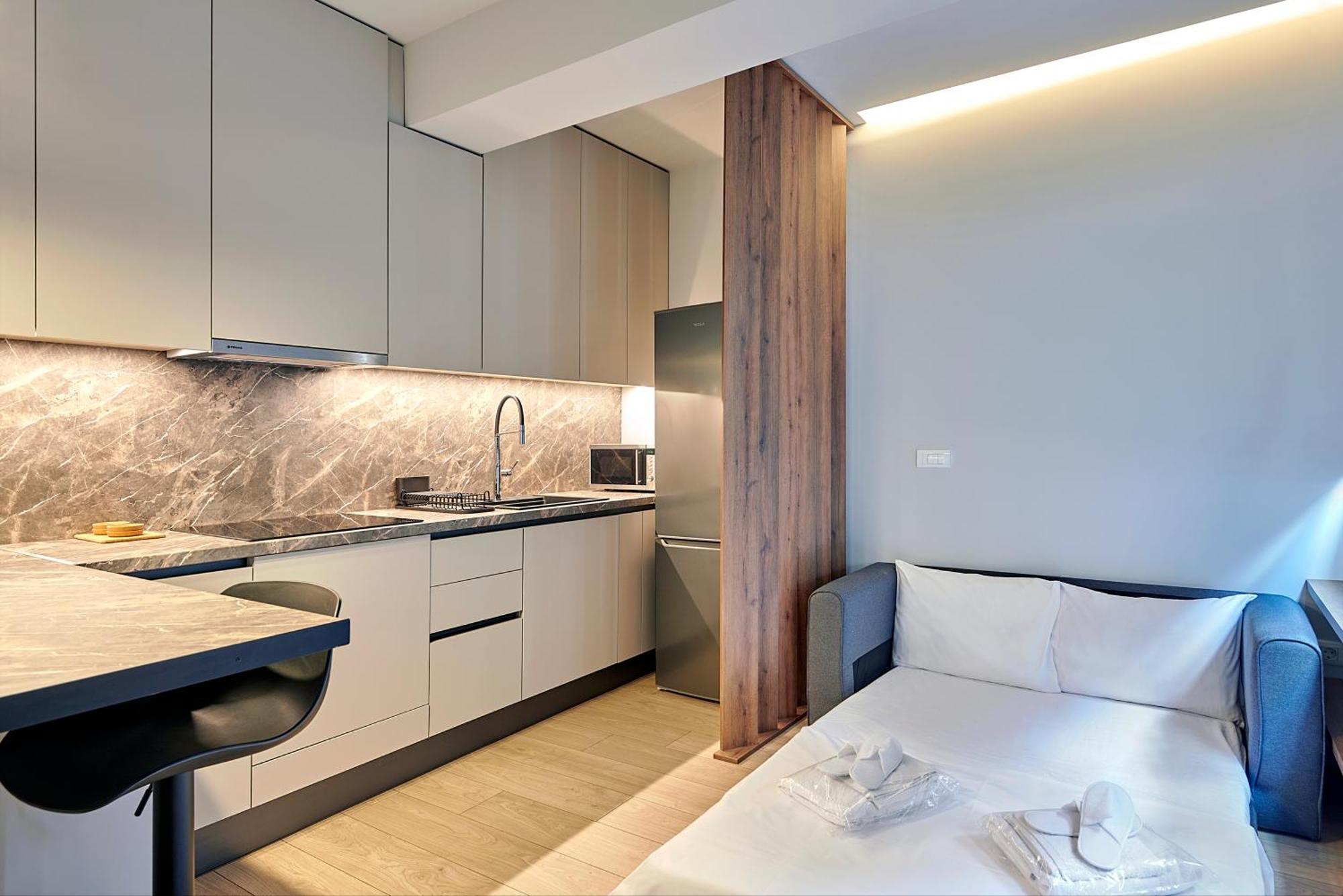 City-Center Apartment In Vibrant Monastiraki, Athens Exterior photo