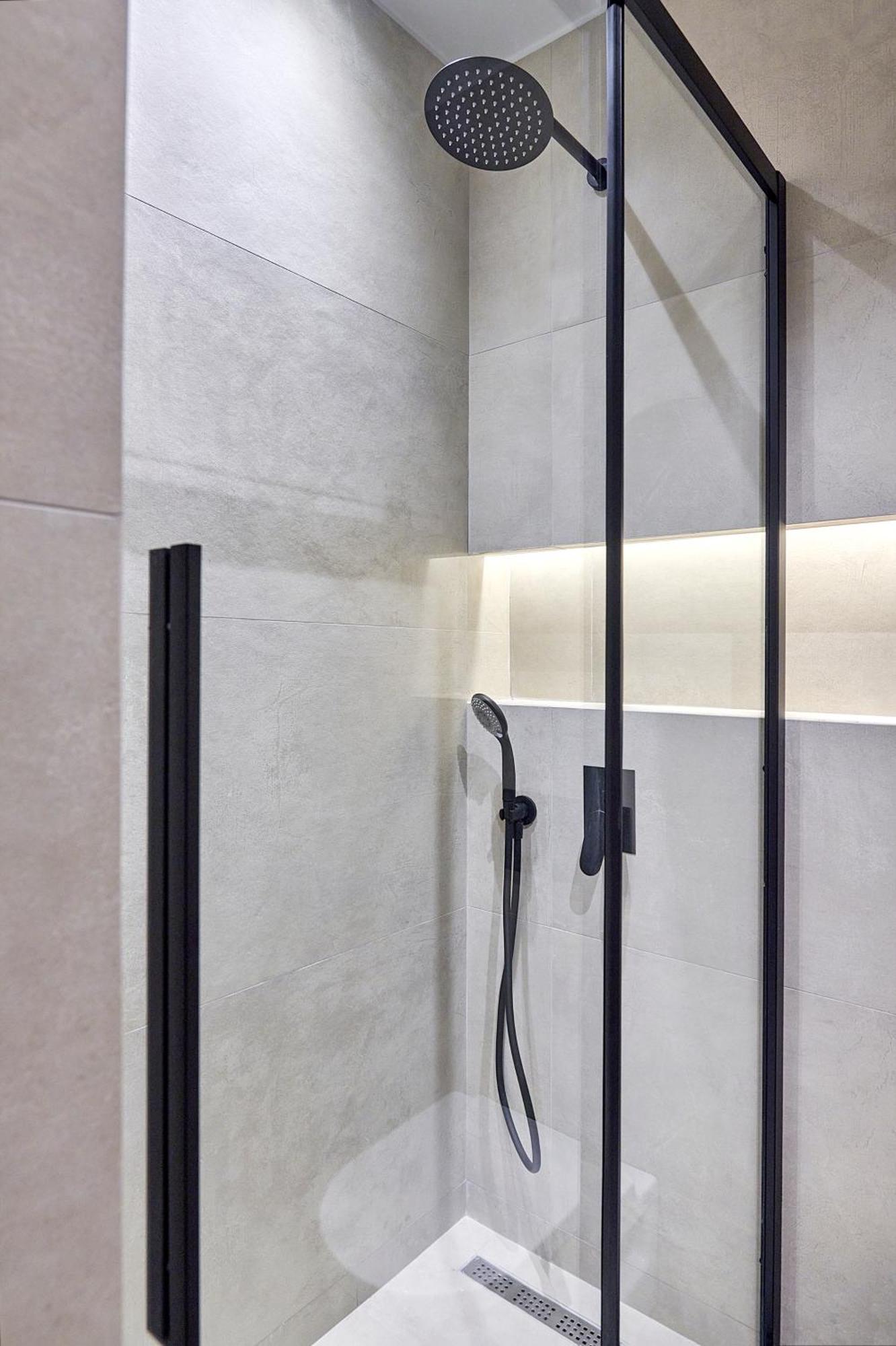 City-Center Apartment In Vibrant Monastiraki, Athens Exterior photo