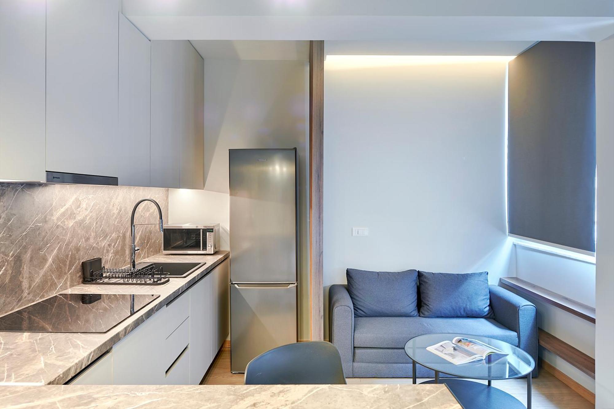 City-Center Apartment In Vibrant Monastiraki, Athens Exterior photo